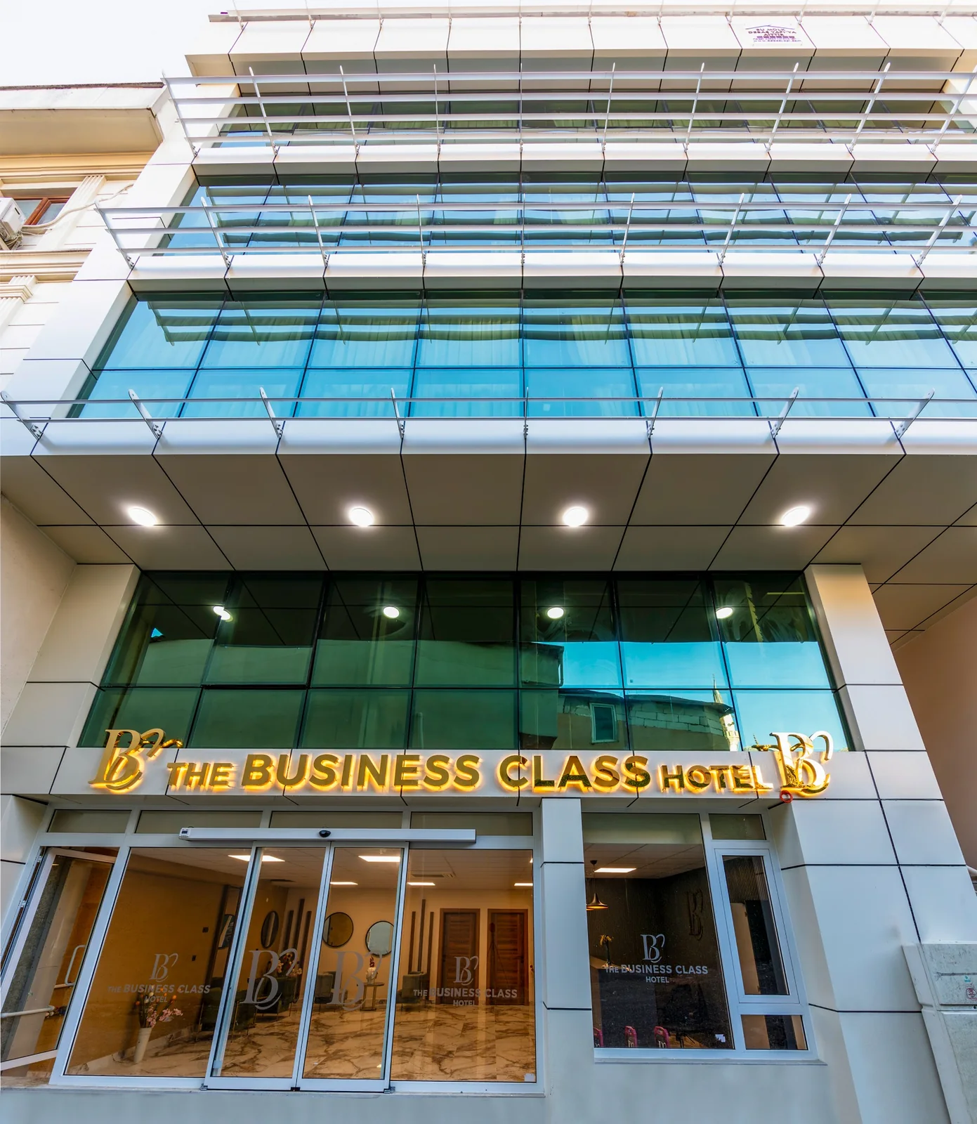 The Business Class Hotel bina cephesi